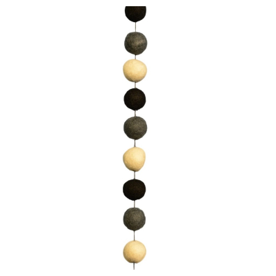 Filz Hänger - Dicke Kugeln in Schwarz/weißtönen - Länge ca. 150 cm