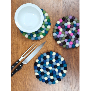 Filz Untersetzer Rund dicke Kugeln ca. 20 cm - Grün/Blau/Weiß