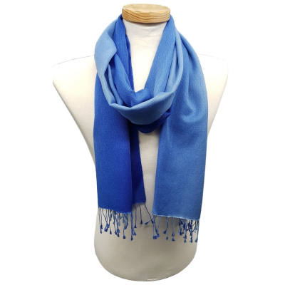 Schal mit farbigem Verlauf (70% Wolle, 30% Seide) Royalblau