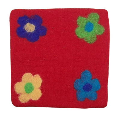 Filzkissen mit bunten Blumen ca. 35*35 - Kissenfarbe Rot