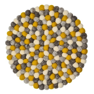 Sitzkissen - dicke Kugeln aus Filz - Ø ca. 35 cm -...