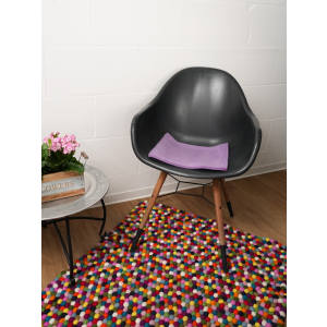 Eckiges Sitzkissen aus Filz - ca. 35*35 cm - Lila Hell