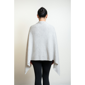 Poncho aus Wolle, verschiedene Farben