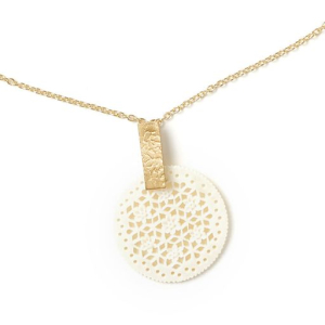 Kette Charu mit filigranem Anhänger
