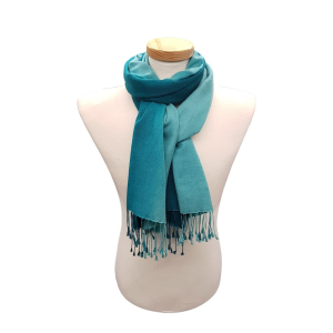 Schal mit farbigem Verlauf (70% Wolle, 30% Seide), Petrol
