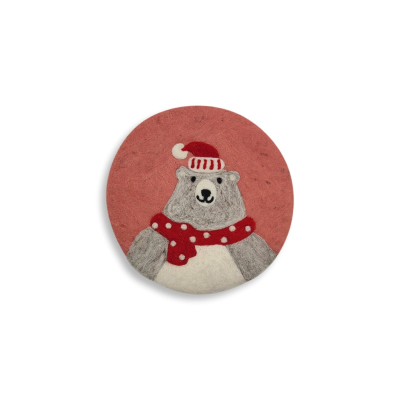 Felt coaster: Bear with scarf and hat (approx. 21 cm diameter), light red