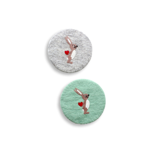 Untersetzer Hase mit Herz  (Ø ca. 21 cm)