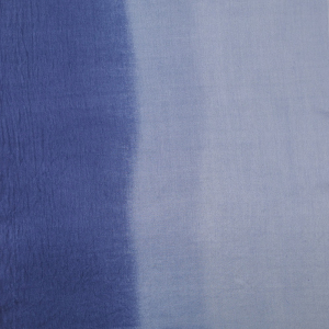 Seiden-Schal mit farbigem Verlauf, Blau