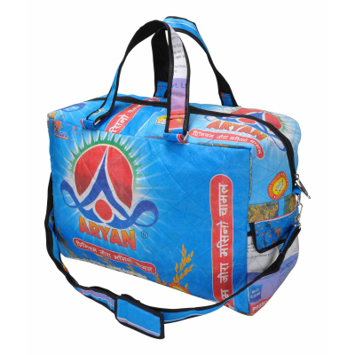 Sportbag Upcycled - Sport- / Reisestasche aus recycelten Reissäcken - Farbmuster zufällig
